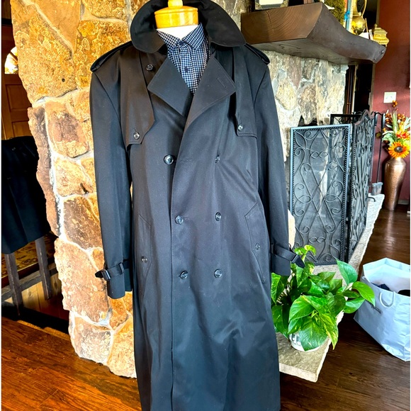 London Fog classic men’s trench EUC! - Picture 2 of 6
